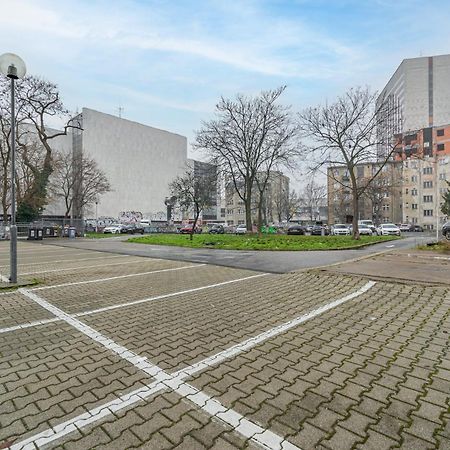 Natural-Style Apartment In The Centre Of Братислава Екстер'єр фото