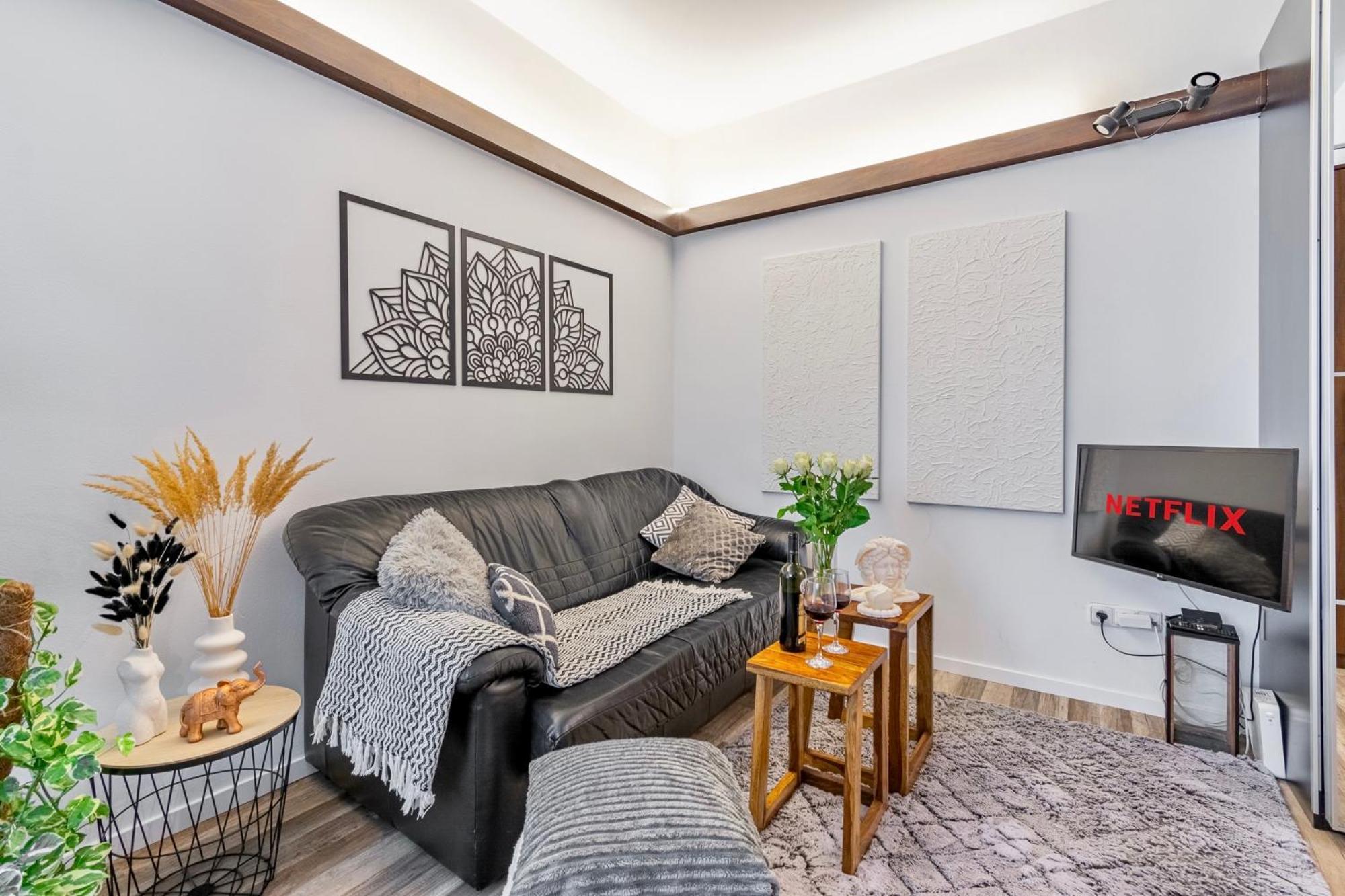Natural-Style Apartment In The Centre Of Братислава Екстер'єр фото