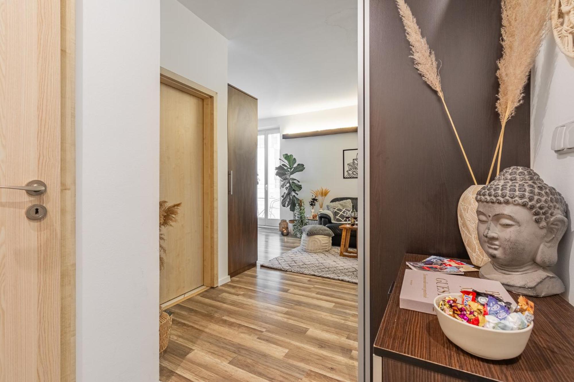 Natural-Style Apartment In The Centre Of Братислава Екстер'єр фото