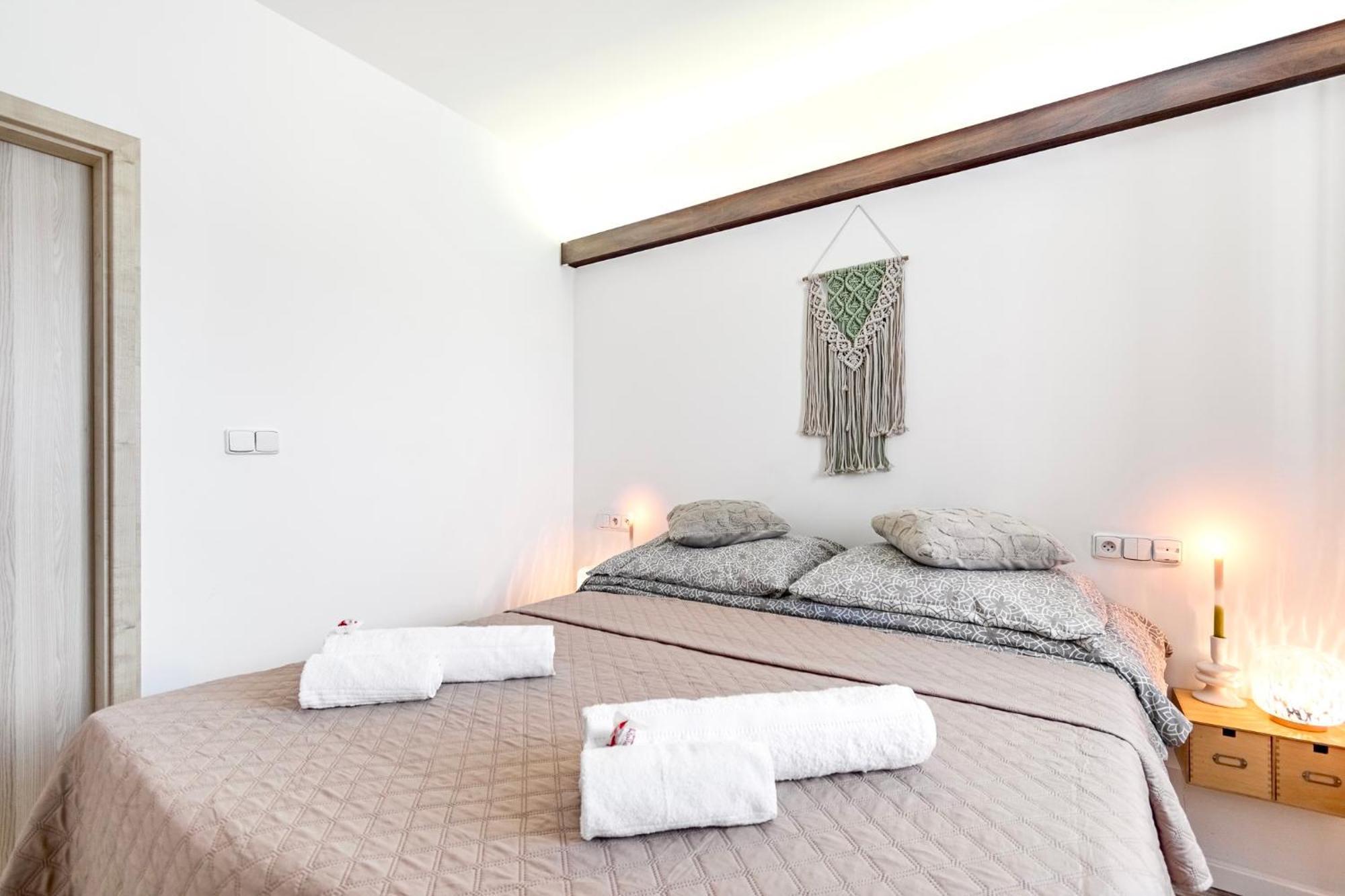 Natural-Style Apartment In The Centre Of Братислава Екстер'єр фото